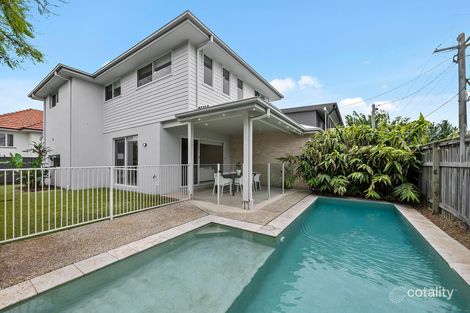 2 Golden Sq, Hendra, QLD 4011