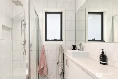 Property photo of 1/60 Mary Street Essendon VIC 3040