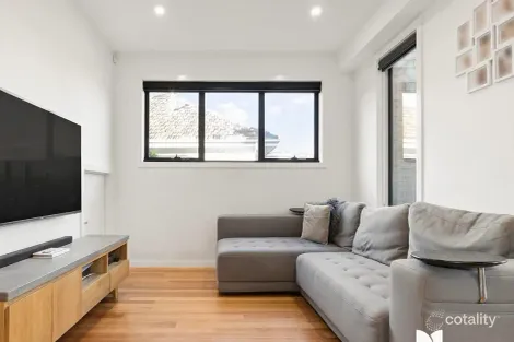 Property photo of 1/60 Mary Street Essendon VIC 3040