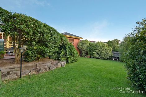Property photo of 13 Old Orchard Way Doncaster VIC 3108