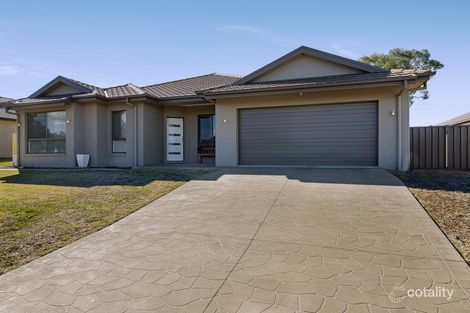 Property photo of 17 Kalinda Place Hillvue NSW 2340