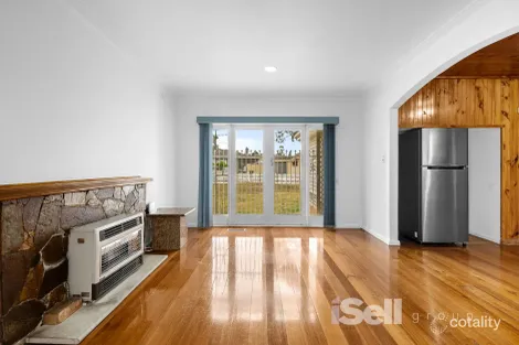 Property photo of 24 Garnsworthy Street Springvale VIC 3171