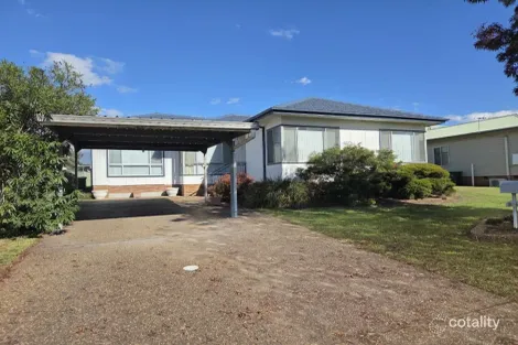 22 THOMPSON ST, MUSWELLBROOK, NSW 2333