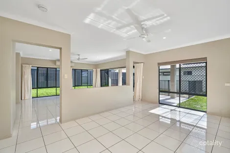 Property photo of 29 Canopys Edge Boulevard Smithfield QLD 4878