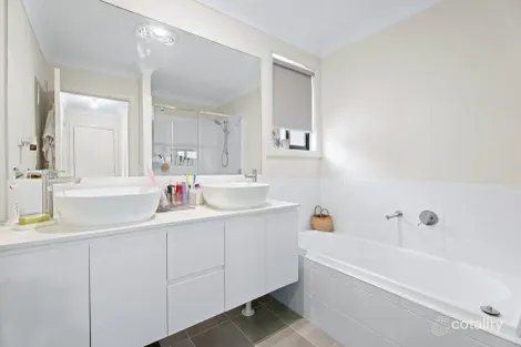 Property photo of 121 Wianamatta Parkway Jordan Springs NSW 2747