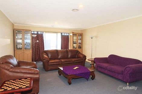 Property photo of 46 Silvertop Close Wallan VIC 3756
