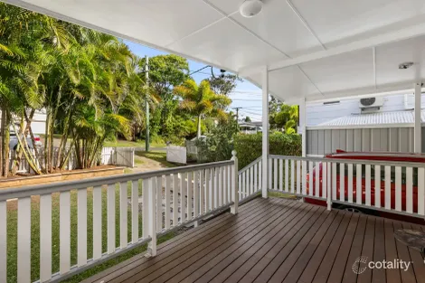 Property photo of 39 Fawkner Street Chapel Hill QLD 4069