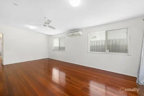 Property photo of 39 Fawkner Street Chapel Hill QLD 4069