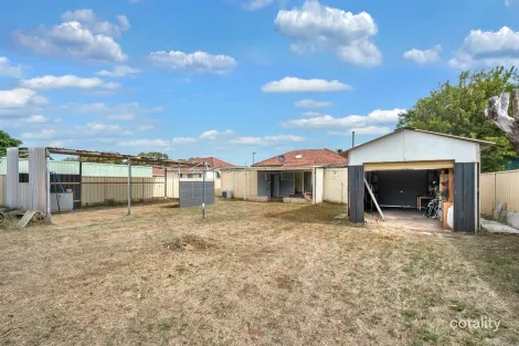 Property photo of 11 Cleopatra Road Utakarra WA 6530