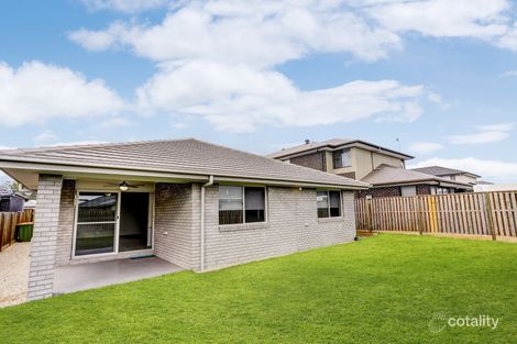 Property photo of 36 Kinglake Crescent Pimpama QLD 4209