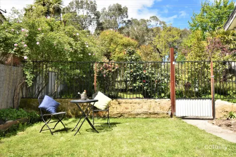 Property photo of 19 Buckland Gap Road Beechworth VIC 3747