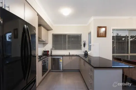 Property photo of 605 Eynesbury Road Eynesbury VIC 3338