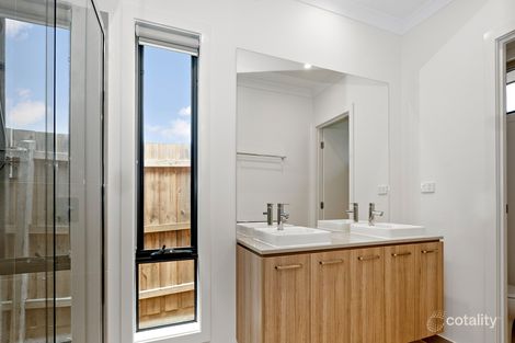 Property photo of 36 Hector Close Bittern VIC 3918