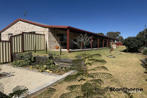 25 Treverton St, Wallangarra, QLD 4383