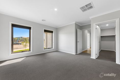 Property photo of 252 Brooklyn Drive Thurgoona NSW 2640