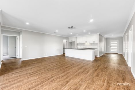 Property photo of 252 Brooklyn Drive Thurgoona NSW 2640
