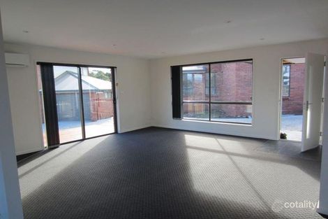 Property photo of 1/26 Mariah Crescent Oakdowns TAS 7019