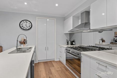 Property photo of 4 Old Trafford Way Officer VIC 3809