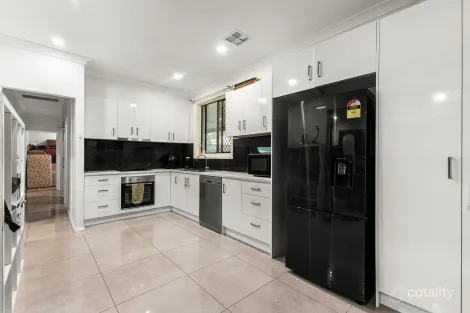 Property photo of 16 Atkinson Road Elizabeth Downs SA 5113