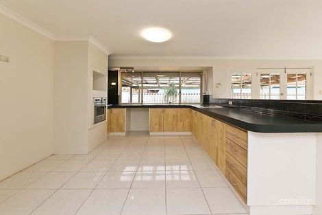 209 Seville Dr, Seville Grove, WA 6112