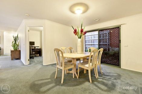 Property photo of 11 Willaura Place Yallambie VIC 3085
