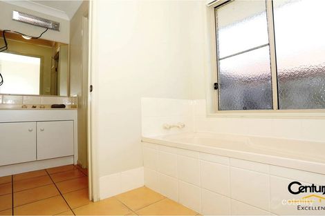 Property photo of 100 Serafina Drive Helensvale QLD 4212