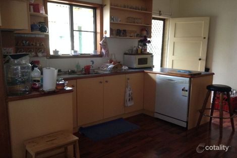 Property photo of 11 White Street Texas QLD 4385