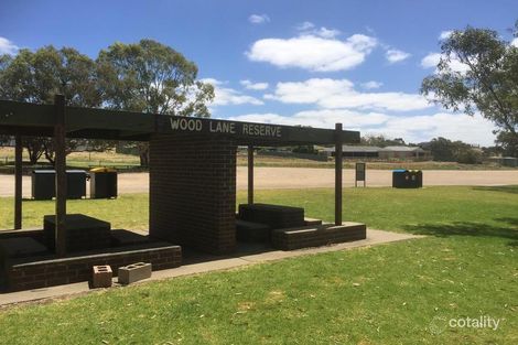 16 Murray Ave, Woodlane, SA 5254