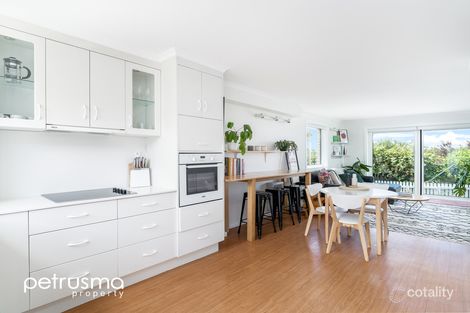 Property photo of 6/7 Kendrick Court Dynnyrne TAS 7005