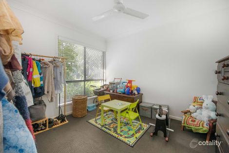 Property photo of 28 Lancaster Way Ooralea QLD 4740