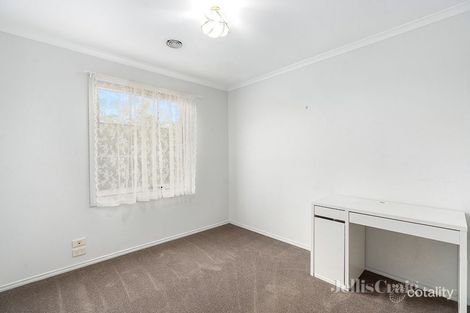 Property photo of 9 Reid Walk Macleod VIC 3085