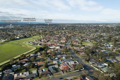 Property photo of 60 Shearwater Drive Carrum Downs VIC 3201