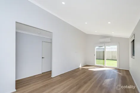 Property photo of 61 Swingler Way Gosnells WA 6110