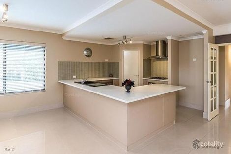 Property photo of 37 St Albans Promenade Canning Vale WA 6155