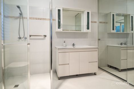 Property photo of 4 Boradino Place Rowville VIC 3178