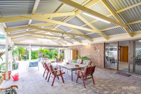 15 Sandalwood Gr, Woodcroft, SA 5162