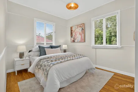 Property photo of 120 Laura Street Tarragindi QLD 4121