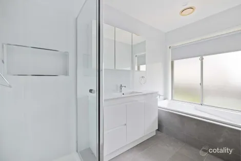 Property photo of 45 Woodlands Grove Safety Beach VIC 3936