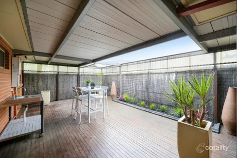 Property photo of 2/95 Cuthbert Road Reservoir VIC 3073