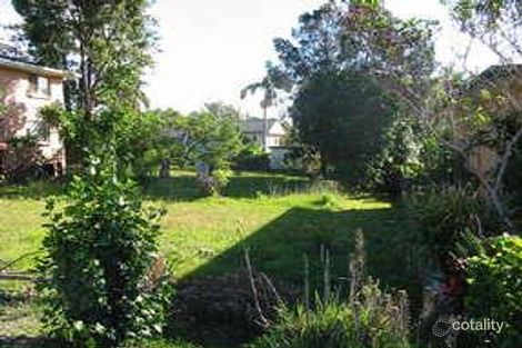 Property photo of 36 Ashbourne Terrace Biggera Waters QLD 4216