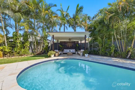 Property photo of 27 Ron Penhaligon Way Robina QLD 4226
