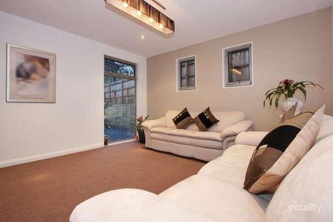 Property photo of 4 Anningie Park Place Croydon North VIC 3136