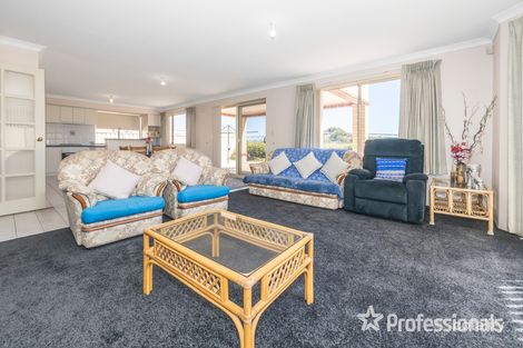 Property photo of 32 Foreshore Vista Yanchep WA 6035