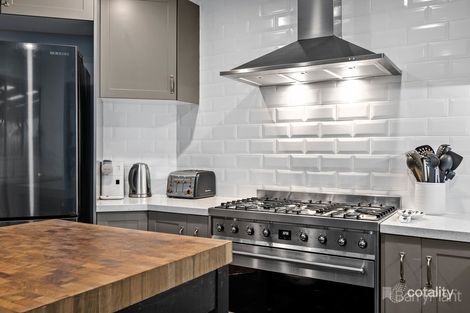 Property photo of 60 The Boulevard Narre Warren South VIC 3805