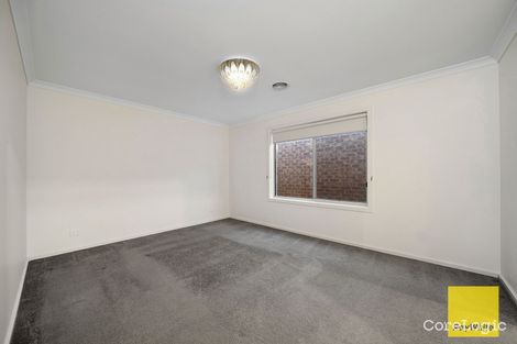 Property photo of 4 Caraleena Drive Tarneit VIC 3029