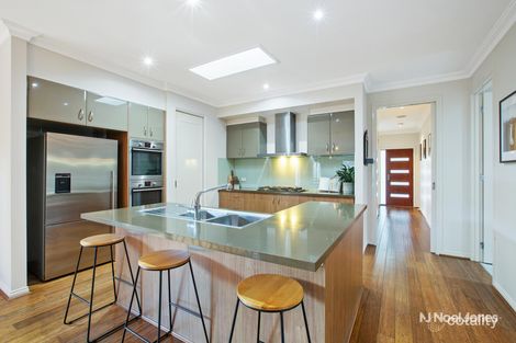 Property photo of 6 Knight Way Chirnside Park VIC 3116