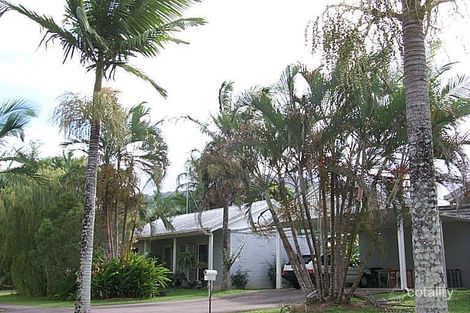 Property photo of 8 Seary Close Whitfield QLD 4870