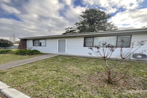 2/18 Chelmsford St, Kootingal, NSW 2352
