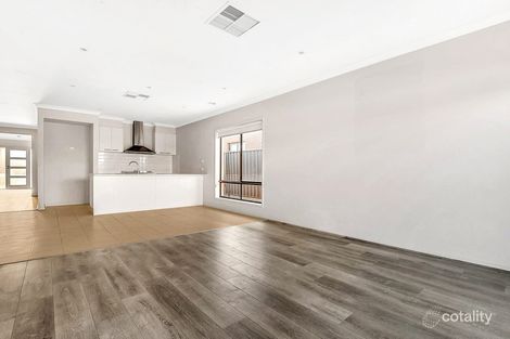 Property photo of 32 Fitzpatrick Circuit Kalkallo VIC 3064