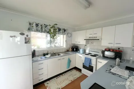 Property photo of 7 Casey Drive Hunterview NSW 2330